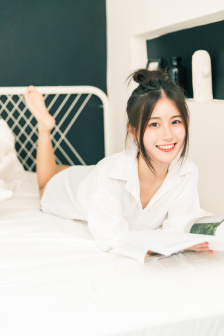 美女被狂揉下部免费视频